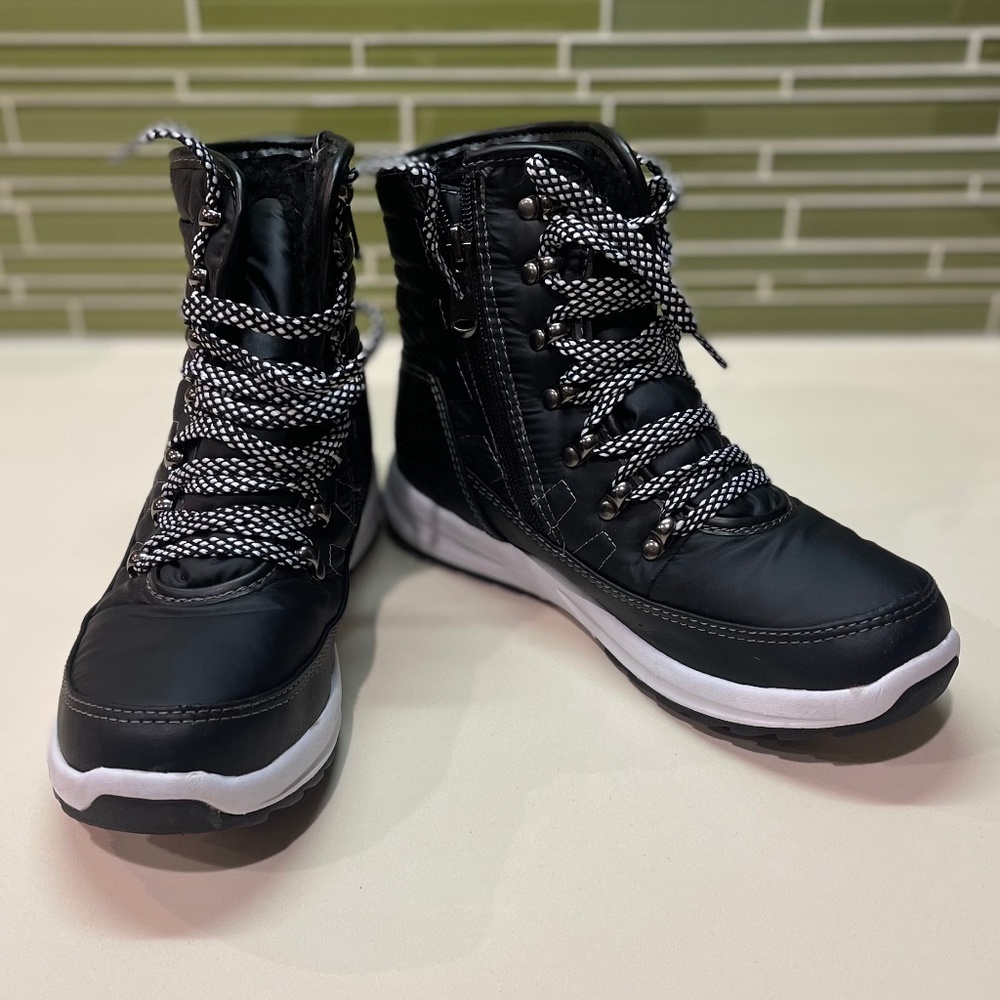 Weatherproof Black Alexa Water Resistant Faux Fur Lined Boots sz 7